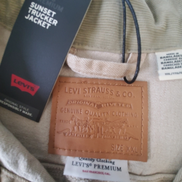 Levi's Premium Sunset Trucker Jacket - Picture 6 of 7